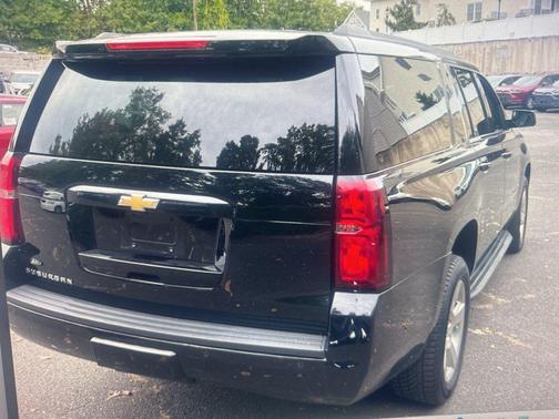 2019 Chevrolet Suburban LT