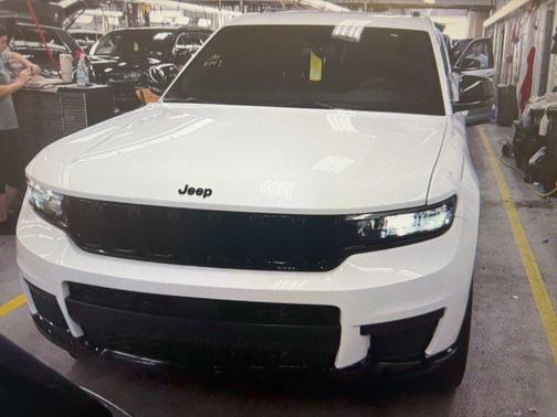 2022 Jeep Grand Cherokee L Altitude