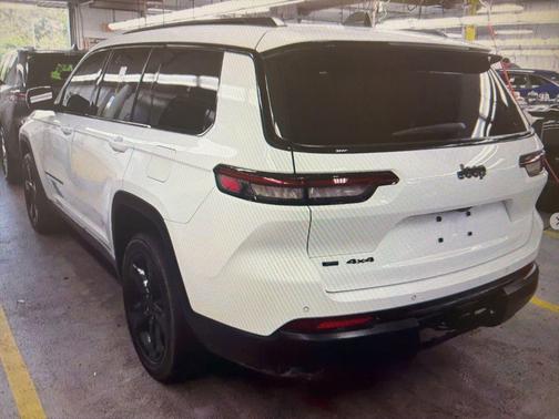 2022 Jeep Grand Cherokee L Altitude