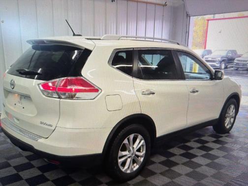 2015 Nissan Rogue SV