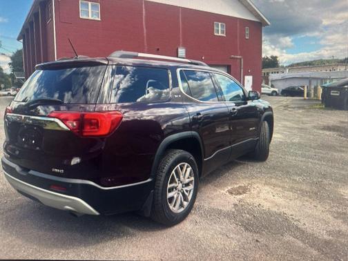 2018 GMC Acadia SLE-2