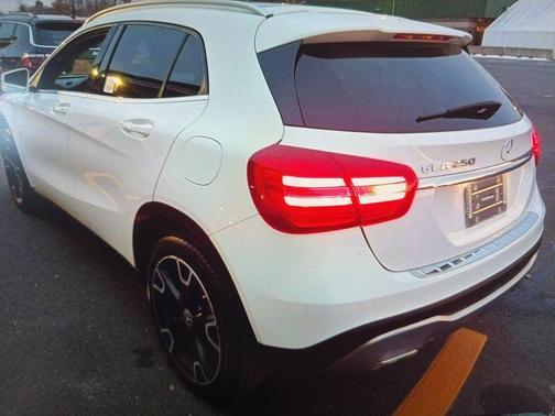 2019 Mercedes-Benz GLA 250 Base