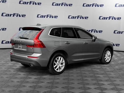 2020 Volvo XC60 T5 Momentum