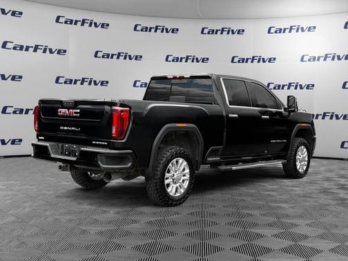 Onyx Black 2022 GMC Sierra 2500 Denali