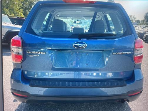 2015 Subaru Forester 2.5i