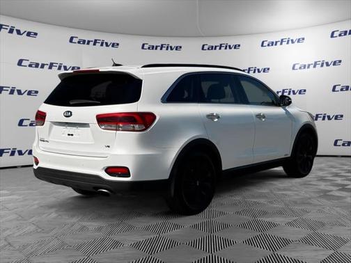 2019 Kia Sorento S