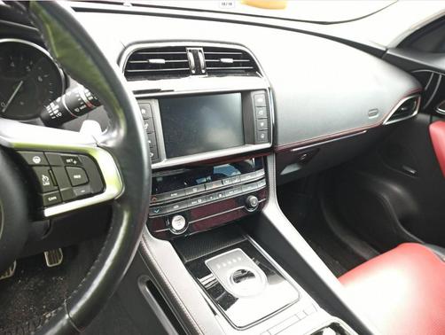 Red 2018 Jaguar F-PACE 35t R-Sport