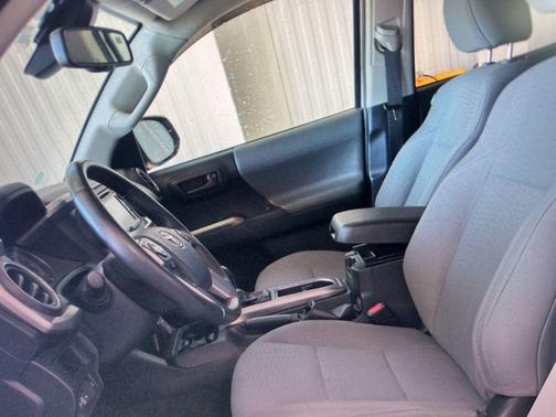 2019 Toyota Tacoma SR5