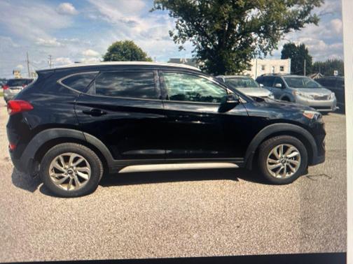 2017 Hyundai TUCSON SE Plus