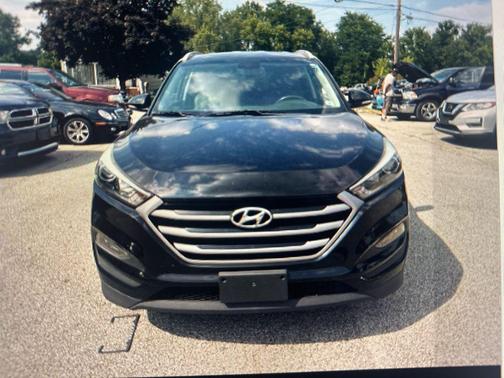 2017 Hyundai TUCSON SE Plus