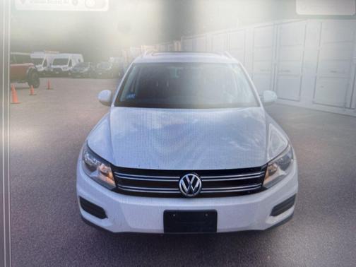2017 Volkswagen Tiguan 2.0T Wolfsburg Edition