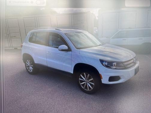 2017 Volkswagen Tiguan 2.0T Wolfsburg Edition