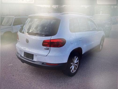 2017 Volkswagen Tiguan 2.0T Wolfsburg Edition