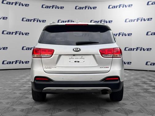 2017 Kia Sorento EX