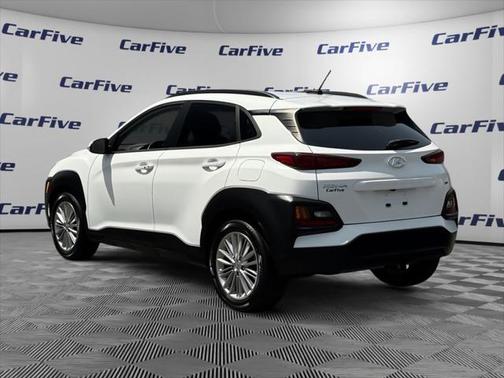 2021 Hyundai KONA SEL