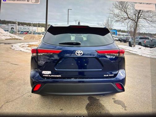 2021 Toyota Highlander XLE
