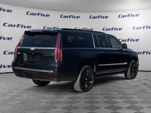 2017 Cadillac Escalade ESV Platinum