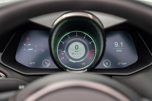 2021 Aston Martin Vantage Roadster