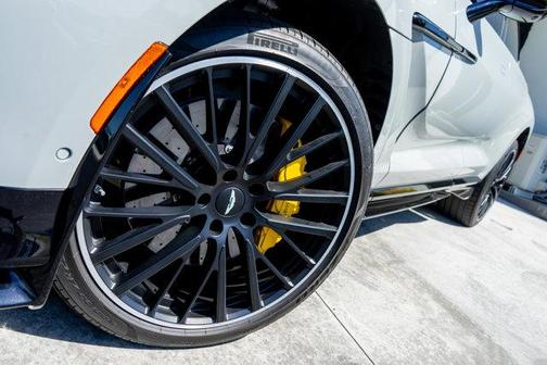 2023 Aston Martin DBX 707