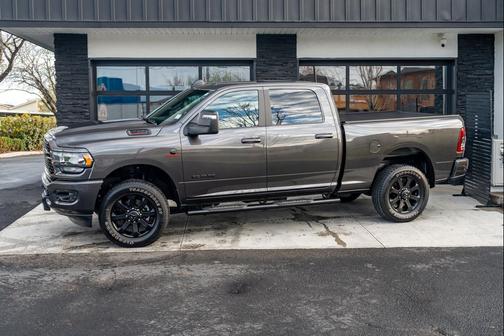 Granite Crystal Metallic Clearcoat 2024 RAM 2500 Big Horn Crew Cab 4x4 6'4' Box