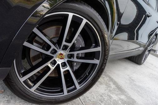 2024 Porsche Cayenne Cayenne