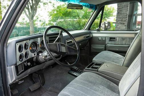 1985 Chevrolet C10/K10 Base