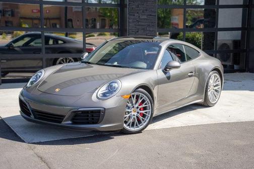 2017 Porsche 911 Carrera 4S