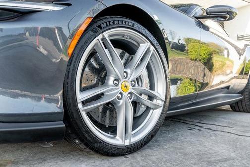 Blu Metallic 2021 Ferrari Roma Coupe