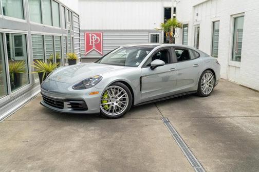 2018 Porsche Panamera E-Hybrid 4