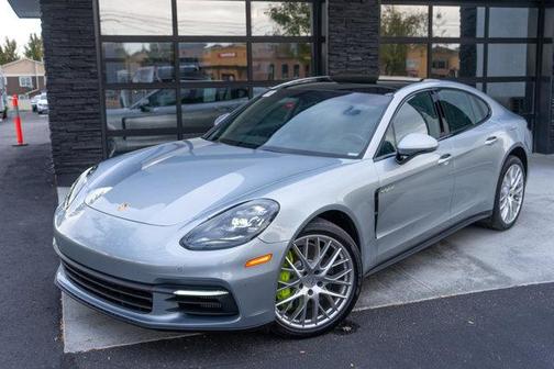 2018 Porsche Panamera 4