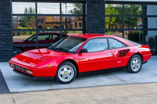 1987 Ferrari Mondial 3.2