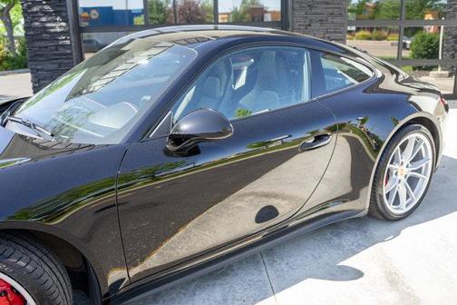 2018 Porsche 911 Carrera 4S