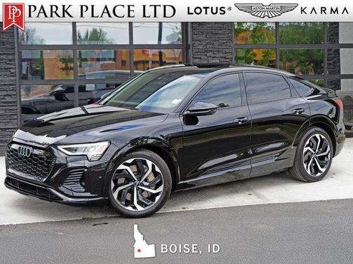 2024 Audi Q8 e-tron Prestige
