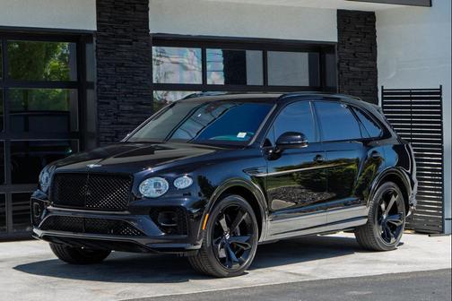 Onyx 2022 Bentley Bentayga V8