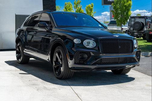 Onyx 2022 Bentley Bentayga V8