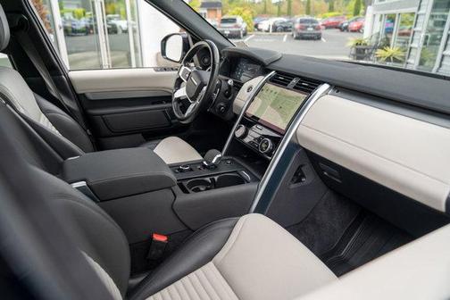 2021 Land Rover Discovery P300 S R-Dynamic