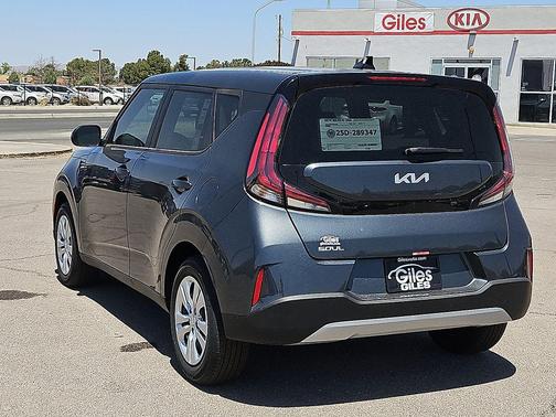 Gravity Gray 2025 Kia Soul LX