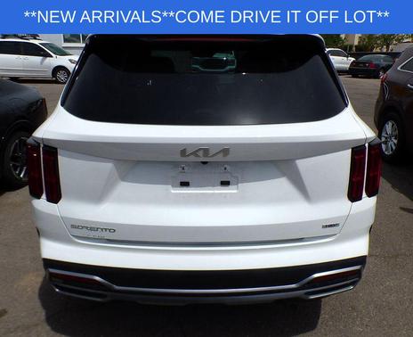 Snow White Pearl 2023 Kia Sorento Hybrid SX Prestige