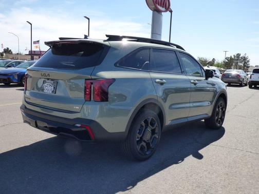 Jungle Green 2026 Kia Sorento SX