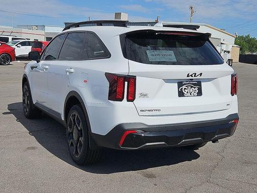 Glacial White Pearl 2026 Kia Sorento EX