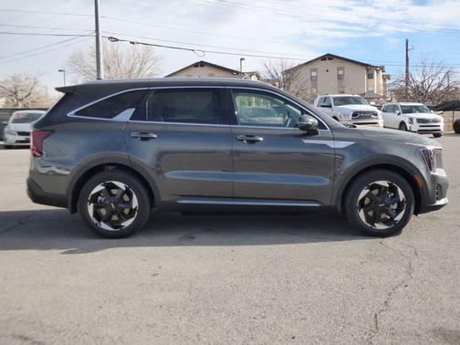 Interstellar Gray 2026 Kia Sorento Hybrid EX