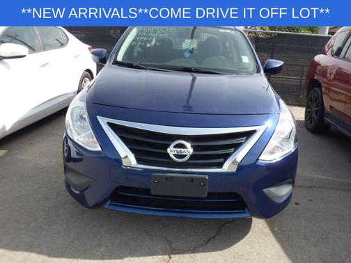 Deep Blue Pearl 2019 Nissan Versa 1.6 SV