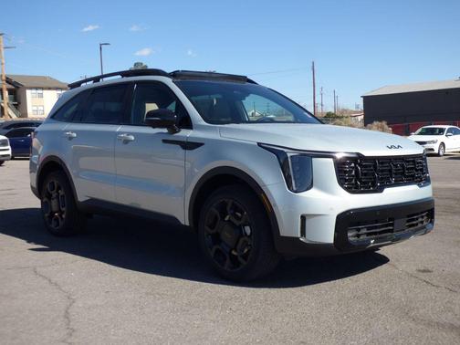 Ivory Silver 2026 Kia Sorento SX