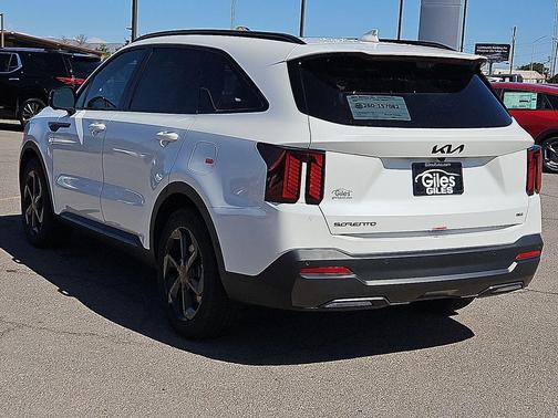 Snow White 2026 Kia Sorento Hybrid SX Prestige