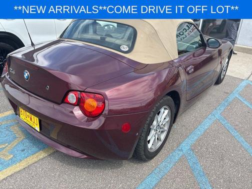 Merlot Red Metallic 2003 BMW Z4 2.5i Roadster