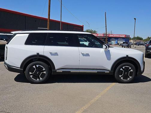 White Pearl 2027 Kia Telluride Hybrid EX