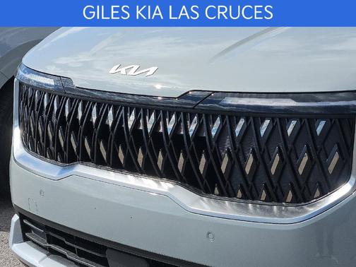 Ceramic Silver 2027 Kia Carnival EX