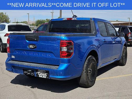 Velocity Blue 2025 Ford Maverick Lobo Standard