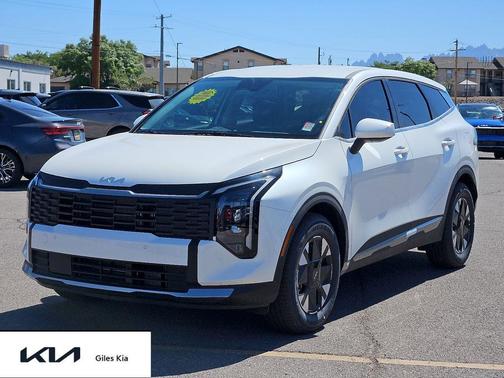 Snow White Pearl 2026 Kia Sportage Hybrid LX