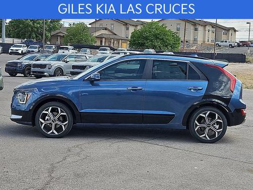 Mineral Blue 2025 Kia Niro Touring